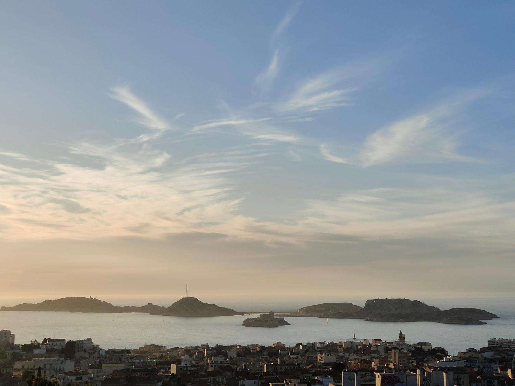 Elegant T2 A Endoume Avec Terrasse Apartment มาร์กเซย ภายนอก รูปภาพ